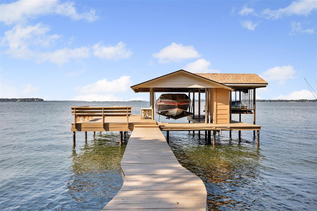 Isle of View #2 - Residential