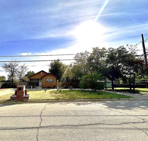 4531 Blackstone Drive Fort Worth TX 76114