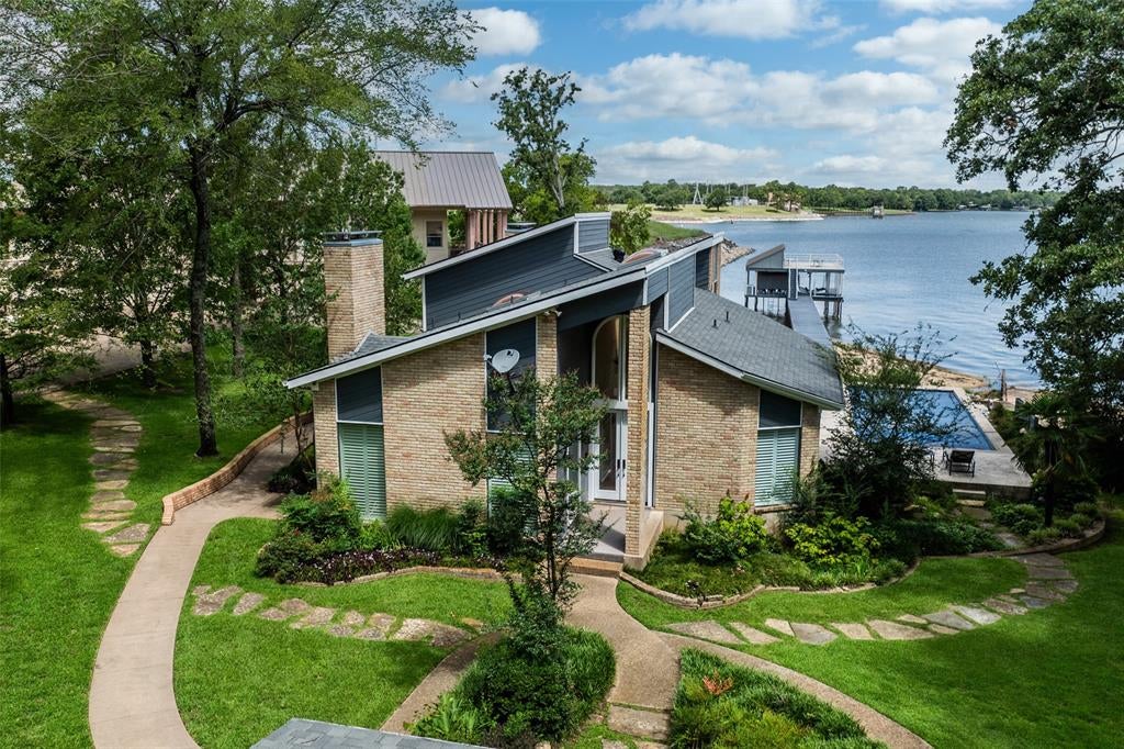 133 Forest Ridge Road
