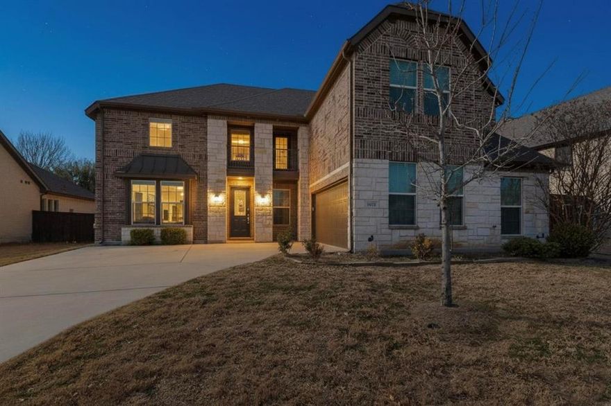 Welcome to this beautifully designed 4-bedroom, 3.5-bath, 3,675 sq ft home located in the highly desirable community near Hidden Creek Golf Course. Built in 2018, this spacious residence offers an impressive layout with multiple living areas, including a formal dining room, study or flex space, upstairs media room, and game room.
The open-concept main living area features a stone gas fireplace, soaring ceilings, and a seamless flow into the gourmet kitchen equipped with granite countertops, subway tile backsplash, stainless steel appliances, gas cooktop, large island, and abundant cabinetry.
The private primary suite includes a spa-inspired bath with garden tub, oversized shower, dual vanities, and a generous walk-in closet. Upstairs, three additional bedrooms and two full baths provide ample space for family or guests.
Additional highlights include a mudroom, dedicated utility room with storage, and a 2-car garage. Situated on an approximately 8,300+ sq ft lot, this home offers both comfort and convenience in a growing, sought-after area.