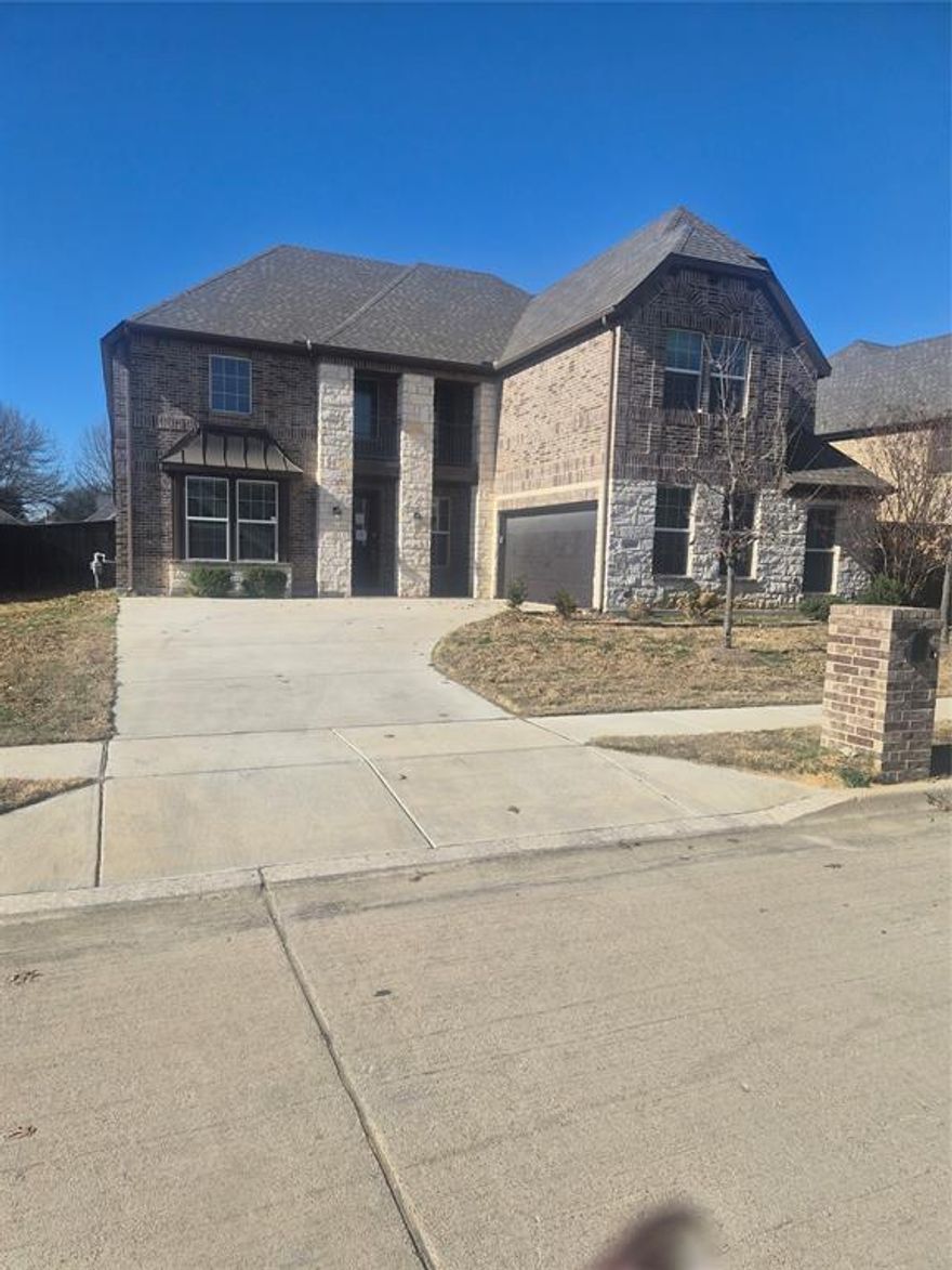 Welcome to this beautifully designed 4-bedroom, 3.5-bath, 3,675 sq ft home located in the highly desirable community near Hidden Creek Golf Course. Built in 2018, this spacious residence offers an impressive layout with multiple living areas, including a formal dining room, study or flex space, upstairs media room, and game room.
The open-concept main living area features a stone gas fireplace, soaring ceilings, and a seamless flow into the gourmet kitchen equipped with granite countertops, subway tile backsplash, stainless steel appliances, gas cooktop, large island, and abundant cabinetry.
The private primary suite includes a spa-inspired bath with garden tub, oversized shower, dual vanities, and a generous walk-in closet. Upstairs, three additional bedrooms and two full baths provide ample space for family or guests.
Additional highlights include a mudroom, dedicated utility room with storage, and a 2-car garage. Situated on an approximately 8,300+ sq ft lot, this home offers both comfort and convenience in a growing, sought-after area.