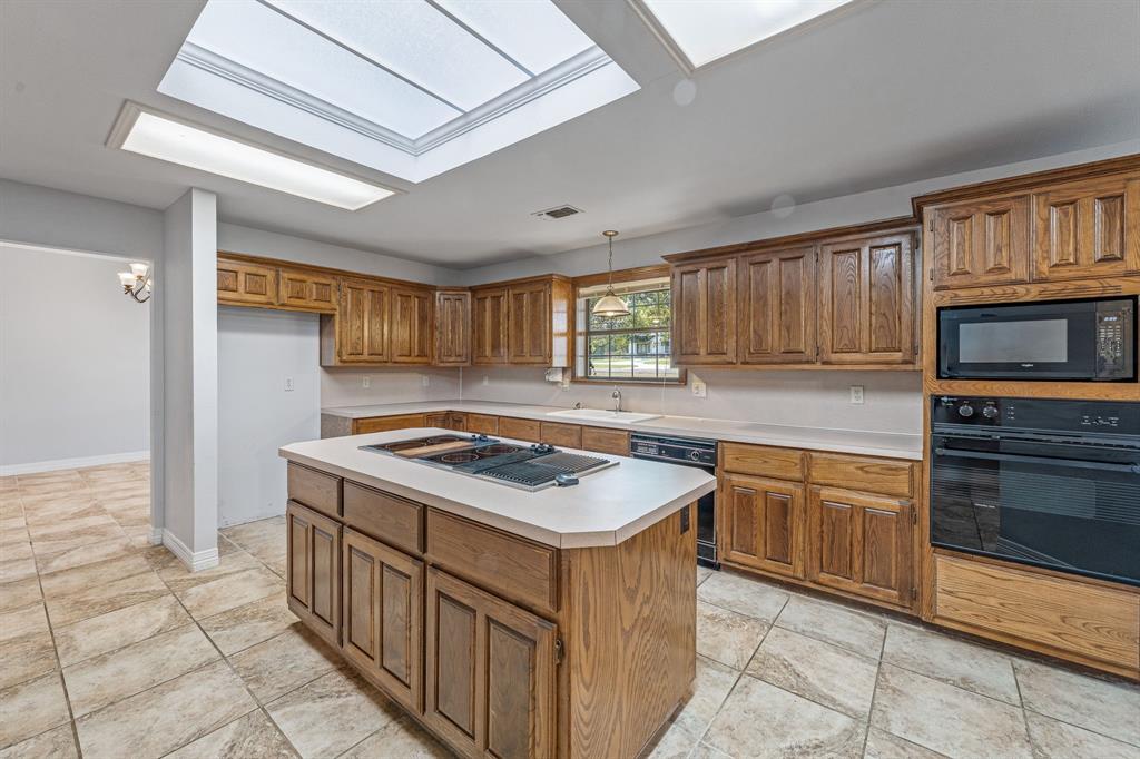 Pecan Hill Estate - Residential