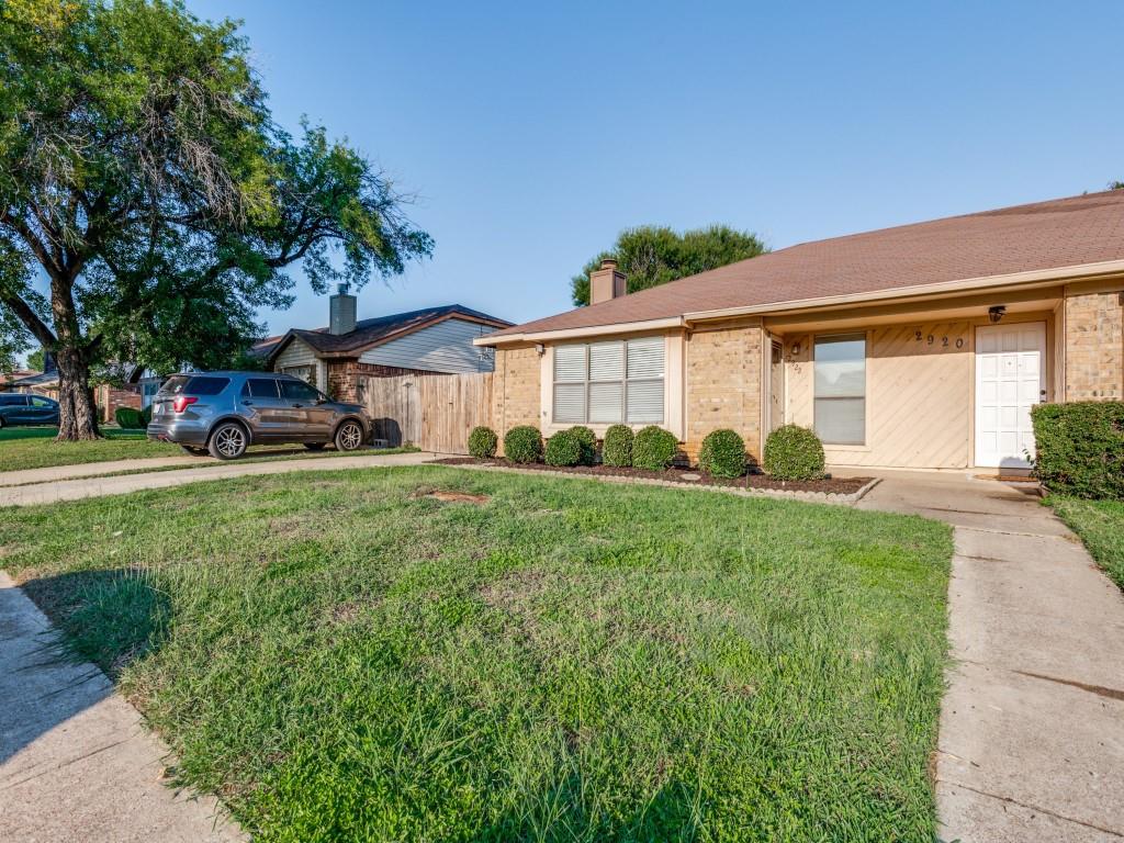 Euless, Texas 76039, United States, 2 Bedrooms Bedrooms, ,1 BathroomBathrooms,Residential,Active,208642