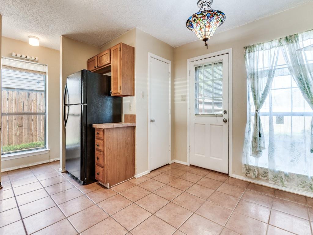 Euless, Texas 76039, United States, 2 Bedrooms Bedrooms, ,1 BathroomBathrooms,Residential,Active,208642