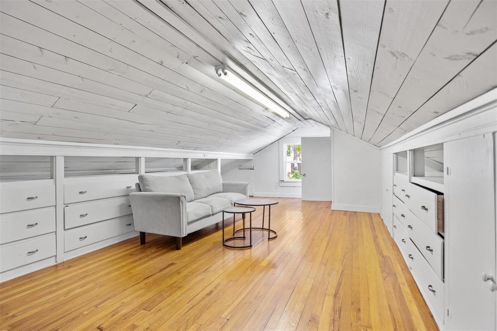 Bluebonnet Hills - Residential Lease