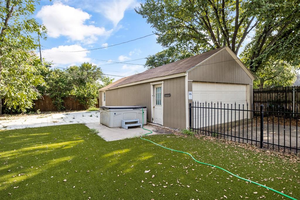 Bluebonnet Hills - Residential Lease