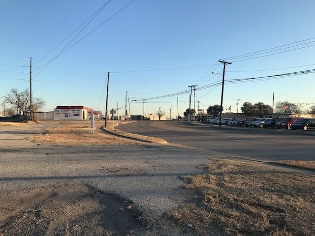 Mc Donnell Add - Land