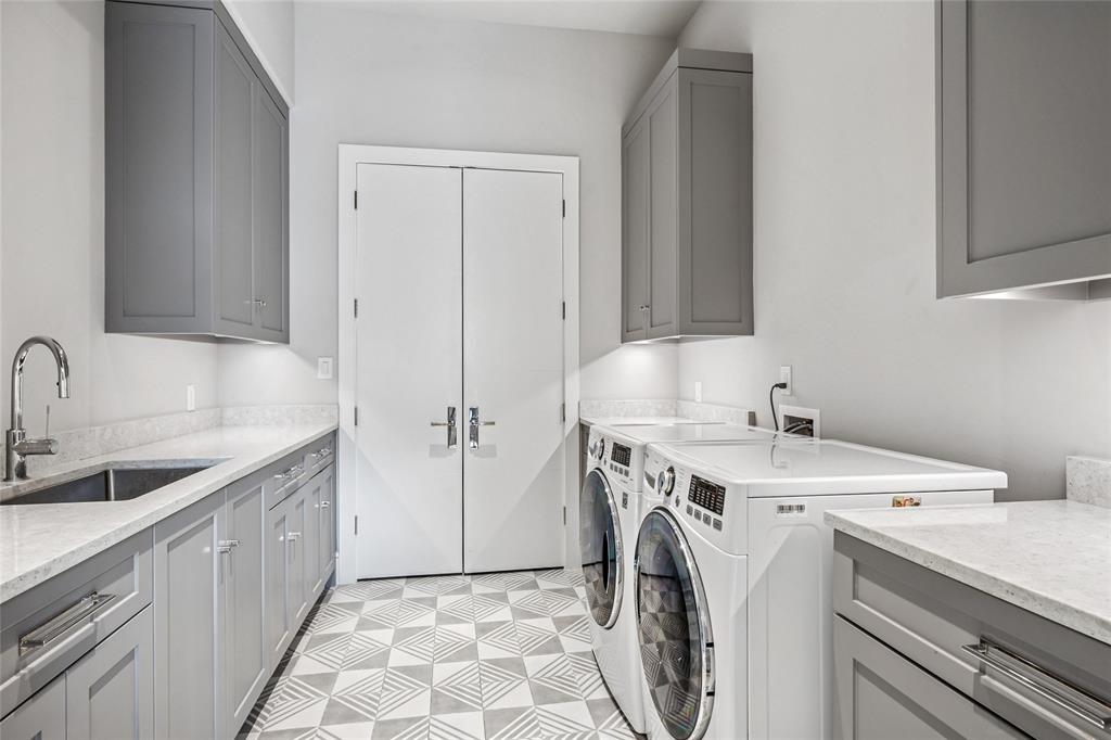 Preston Royal - Residential