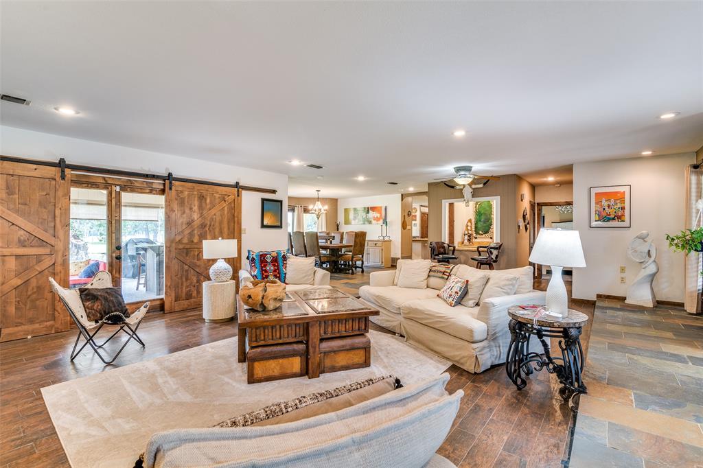 568 VZ County Road 1208