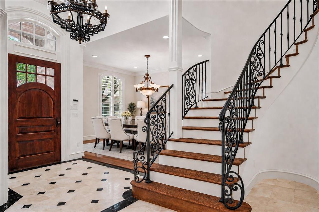 4709 Strait Lane