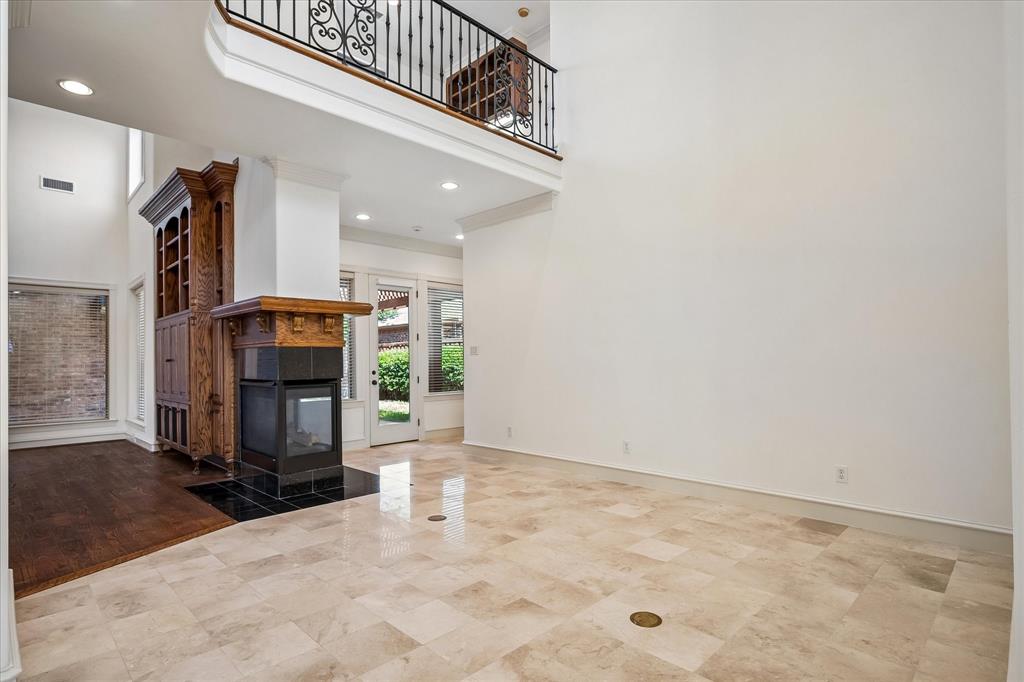 4709 Strait Lane