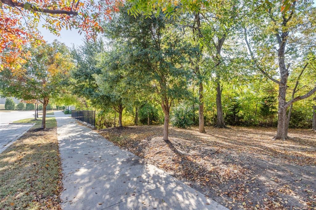 1423 Lamb Drive