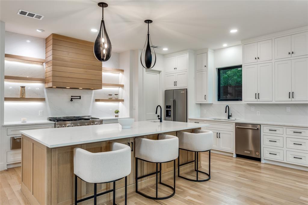 Crest Haven Place - Residential