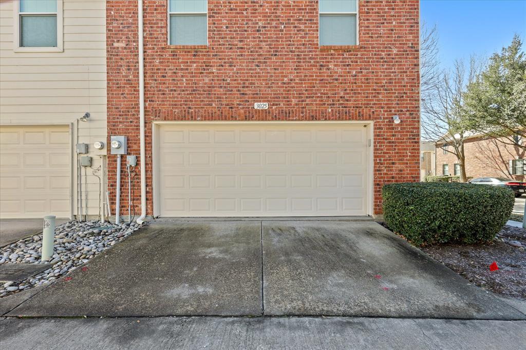 Pasquinellis Village On The Green - Residential