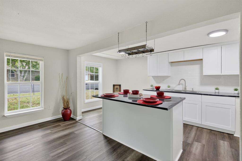 1008 Van Winkle Street