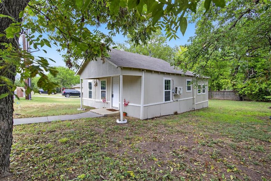 Ready to Start the New Year in Your OWN Home? Move in Ready!  Be in this Charming 2 bed 1 bath home in neighborhood close to downtown Weatherford soon!  Recently updated paint, kitchen, baths and flooring.  The freshly updated kitchen & great room is a wonderful place to share family time.  Kitchen Island for food prep or conversation is a great accent point.  Cute breakfast area too for morning coffee! Fridge, Microwave, washer & dryer can be included !  One bedroom has a door to the backyard for access if you have guests.  Utility closet with full size washer & dryer hook up . Newer roof, recent foundation repairs, mini -split HVAC.  This could be a lovely little retreat, starter home or rental unit for investors.  Lets GO! FHA or VA potential too! Did I mention the Pecan Tree?