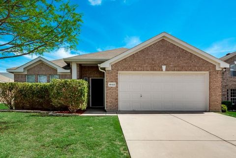 Photo of 10413 Trevino Lane, Benbrook, TX 76126 (MLS # 21286023)