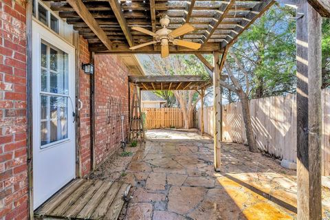 A home in Waxahachie