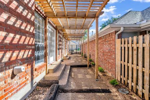 A home in Waxahachie