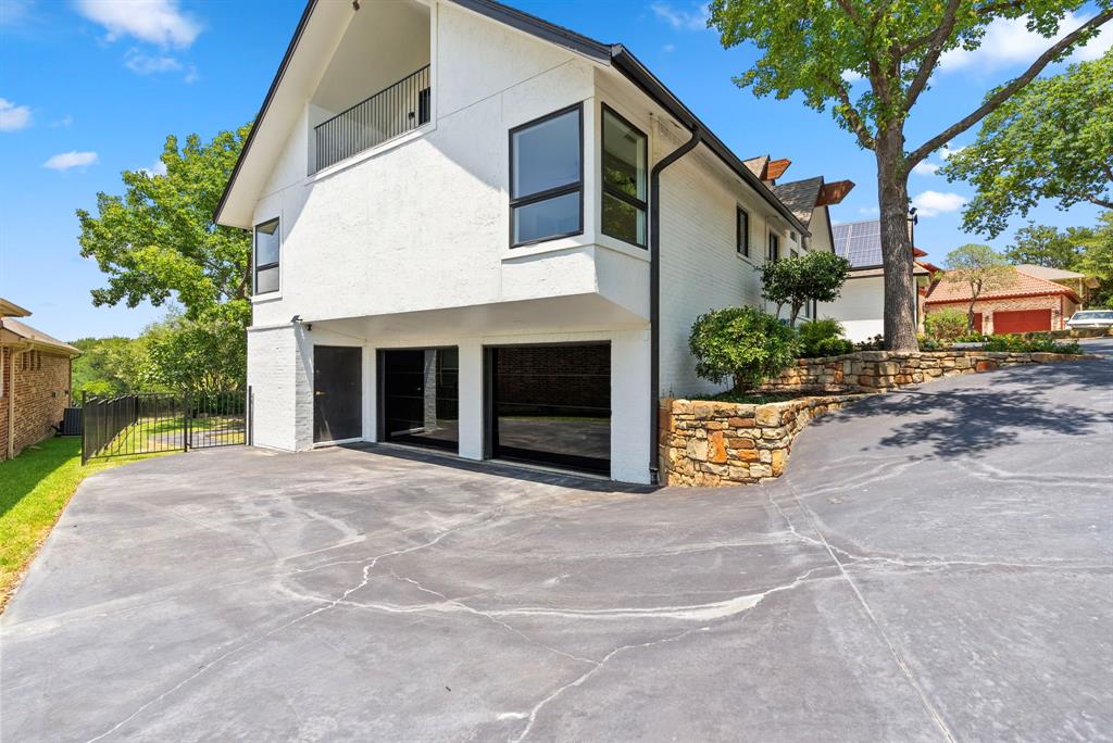 231 Oak Hill Drive