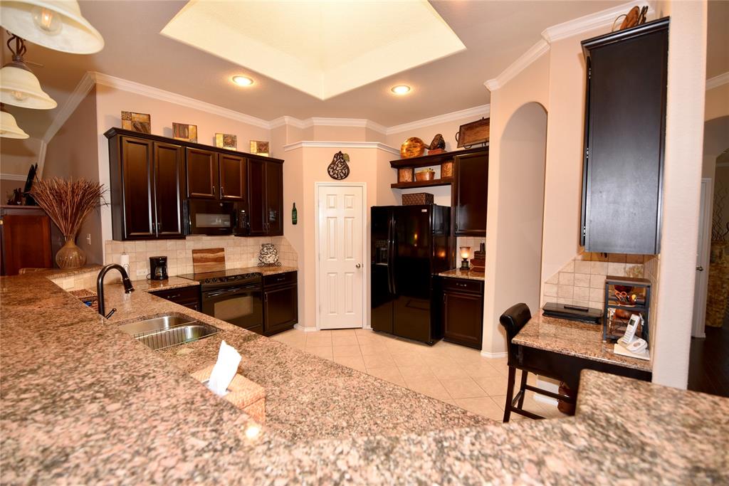 4121 Cadena Road
