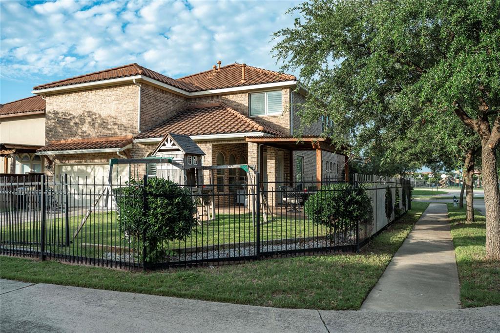 1628 Camino Lago