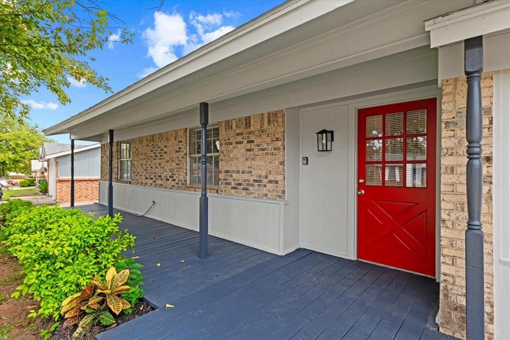 829 Quail Terrace