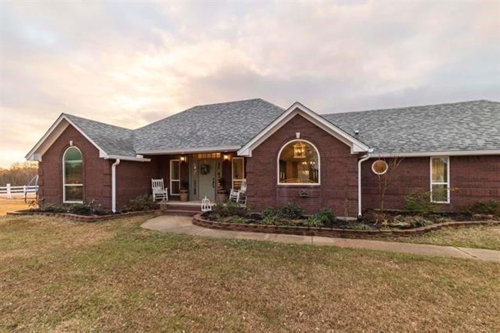Photo of 10100 FM 1650, Gilmer, TX 75645 (MLS # 21193776)