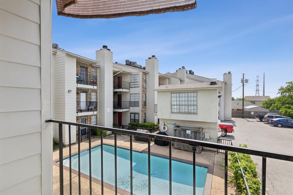 Hillcrest Hollows Condo - Residential