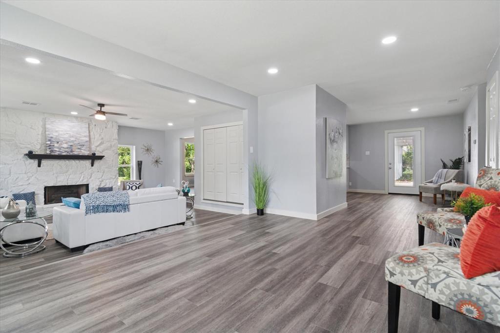 1425 Oakhill Drive