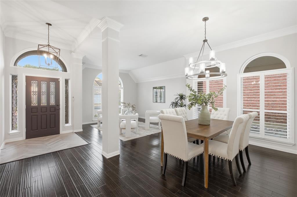 4010 Azure Lane