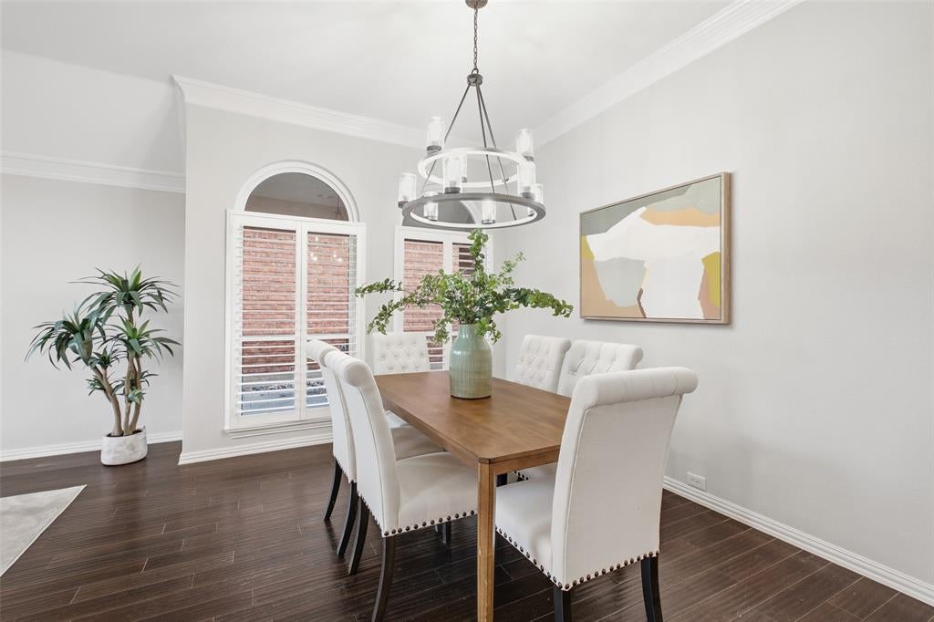 4010 Azure Lane