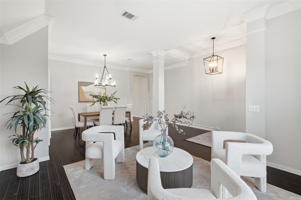 4010 Azure Lane