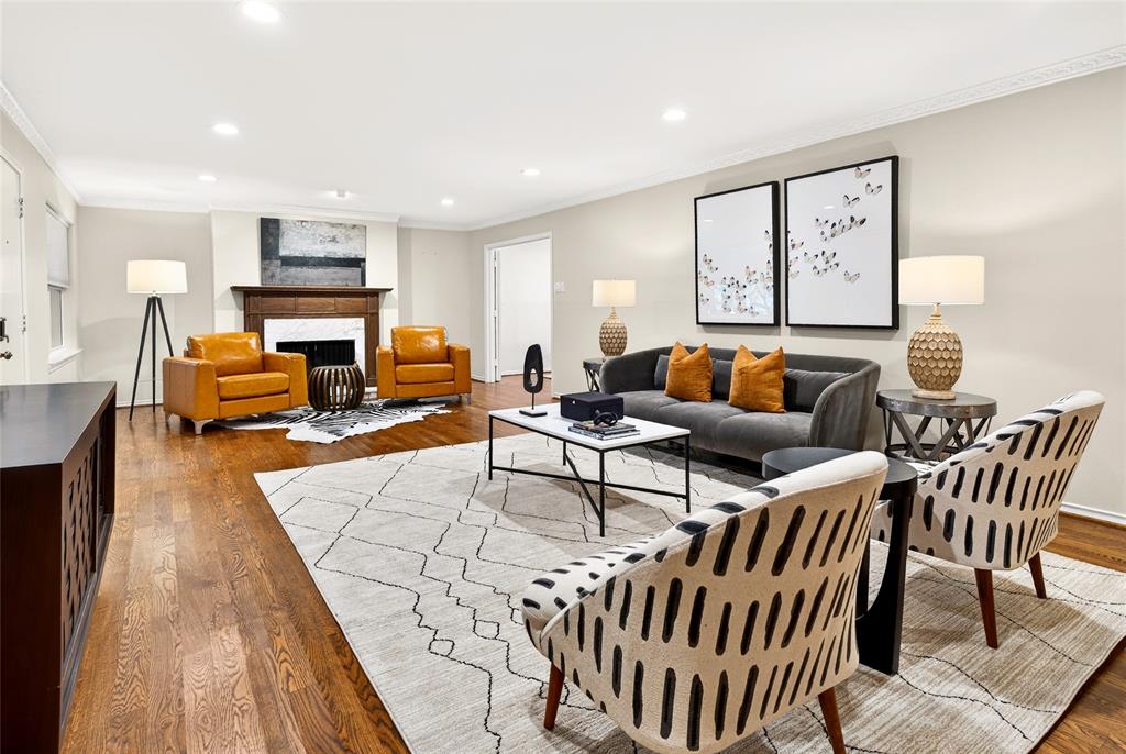 FONTAINBLEAU CONDOMINIUM - Residential