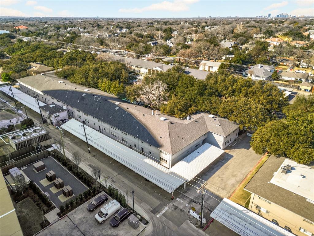 FONTAINBLEAU CONDOMINIUM - Residential