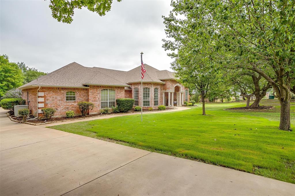 1717 Woodridge Court