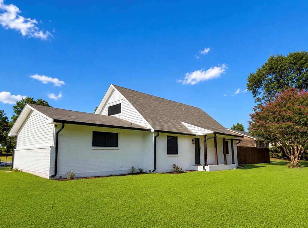 519 Clearwater Road