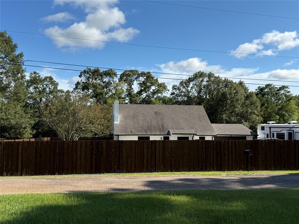 519 Clearwater Road
