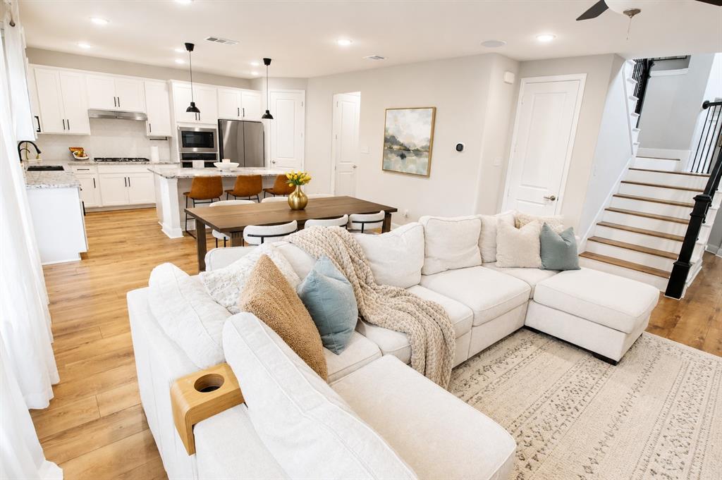 2257 Lexington Way