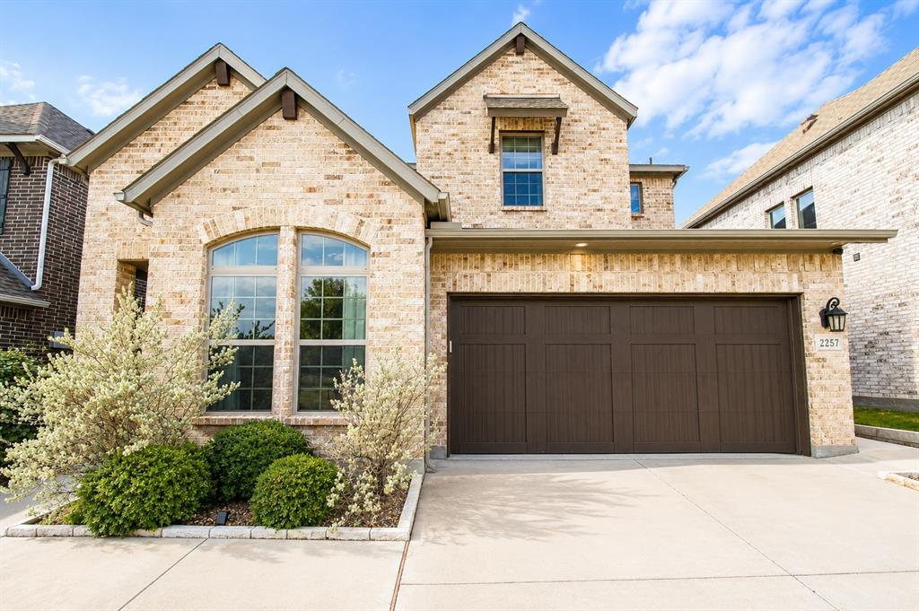 2257 Lexington Way
