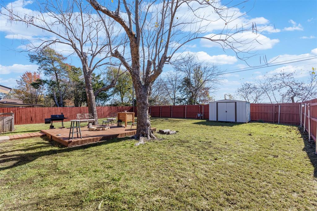 Lancaster, Texas 75134, United States, 3 Bedrooms Bedrooms, ,2 BathroomsBathrooms,Residential,Pending,26232