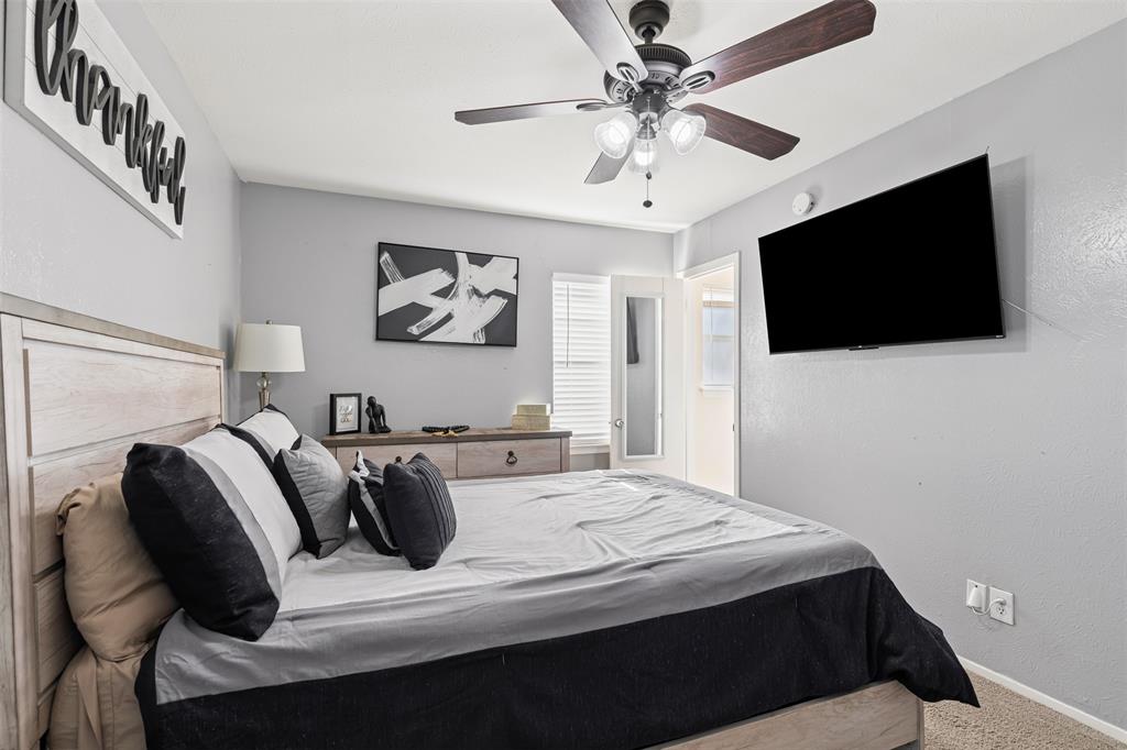 Lancaster, Texas 75134, United States, 3 Bedrooms Bedrooms, ,2 BathroomsBathrooms,Residential,Pending,26232