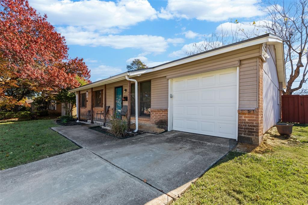 Lancaster, Texas 75134, United States, 3 Bedrooms Bedrooms, ,2 BathroomsBathrooms,Residential,Pending,26232