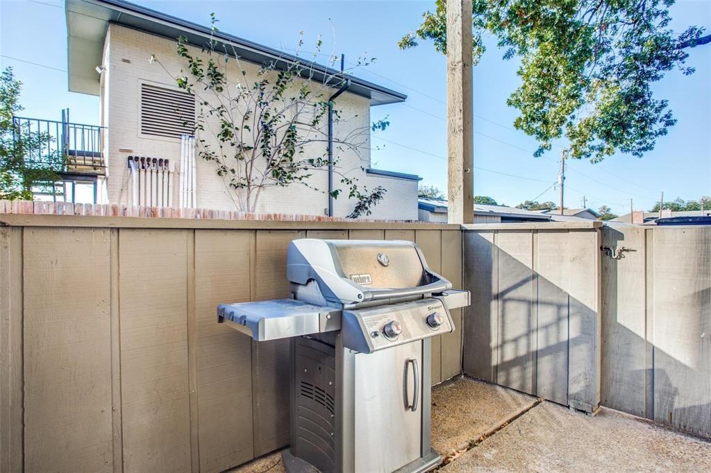 High Hollows Condo - Residential