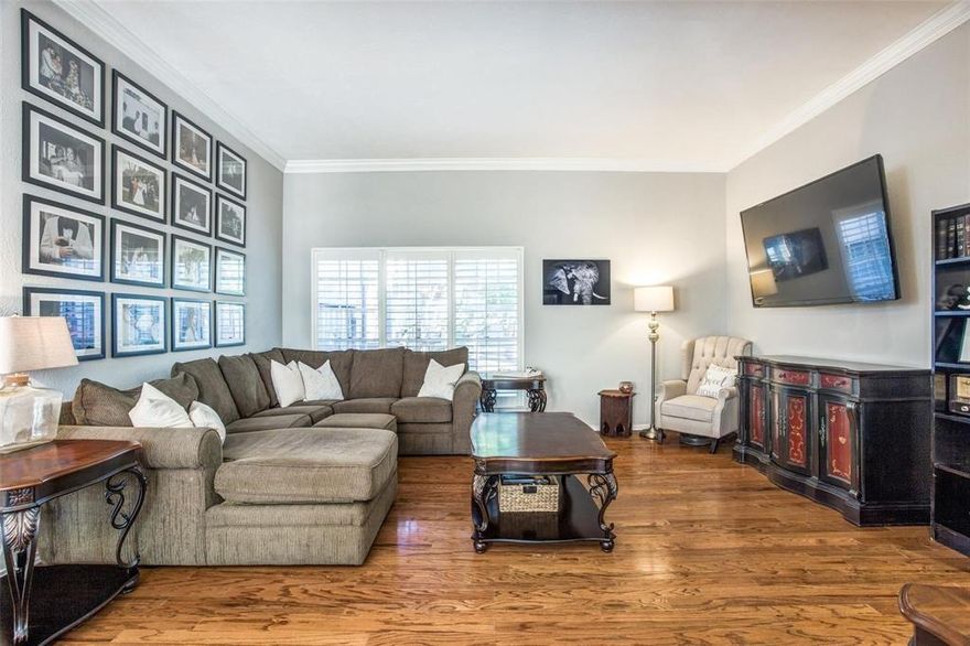 Beautifully renovated first floor condo, facing the courtyard and right across from the community pool. 
Condo features, 10' ceilings, granite countertops, custom cabinetry, including 4 lower toe kick drawers, costume fixtures, large master shower, stainless appliances, hardwood and slate floors. Oversized living that opens to the dining room. Large Master with amazing walk-in closet. Private patio and assigned covered parking. Washer, dryer and television to stay in unit.