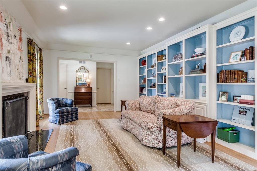 7547 Greenbrier Drive