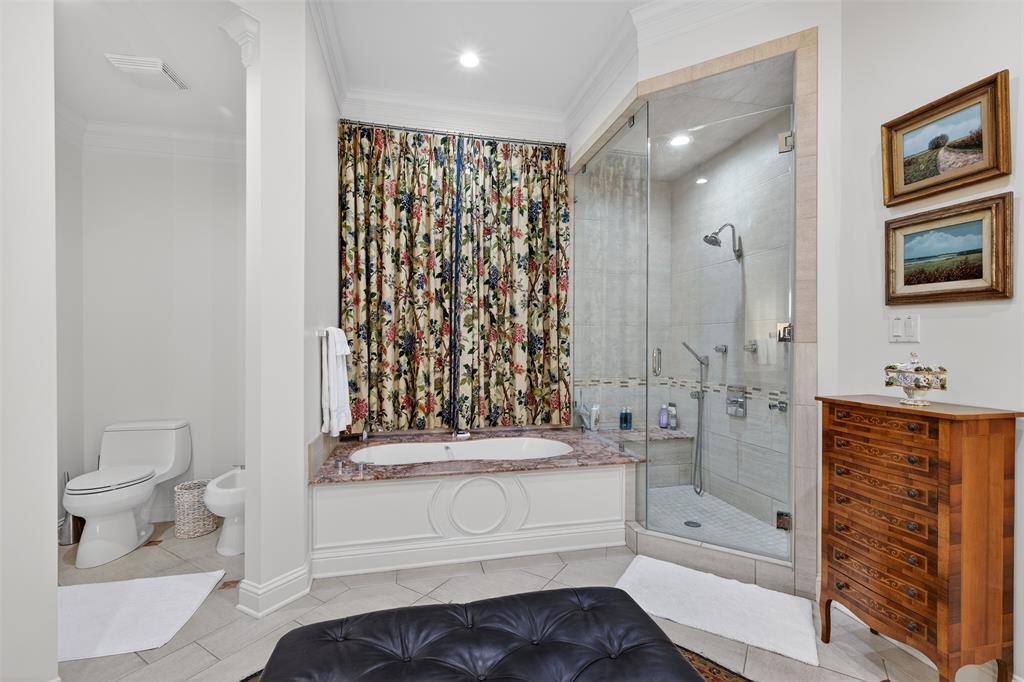 Lake Place - Residential