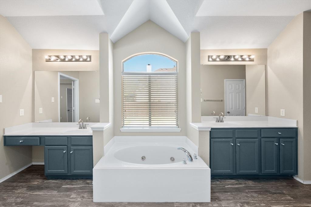 Oak Tree Estates - Residential