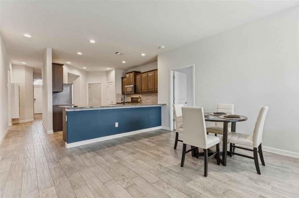 Twin Mills - Residential