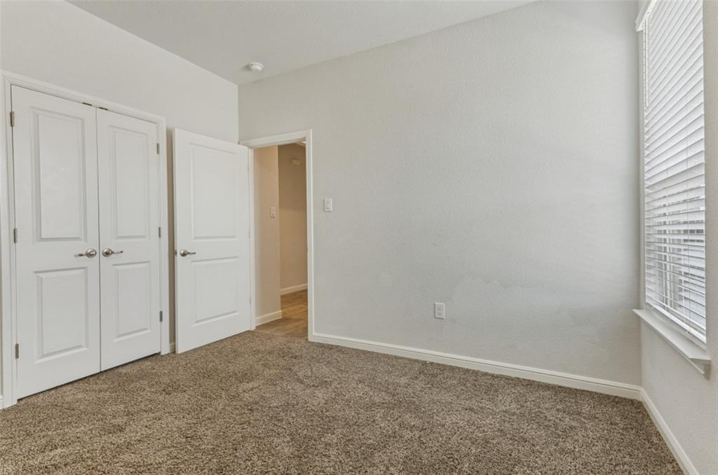 Twin Mills - Residential